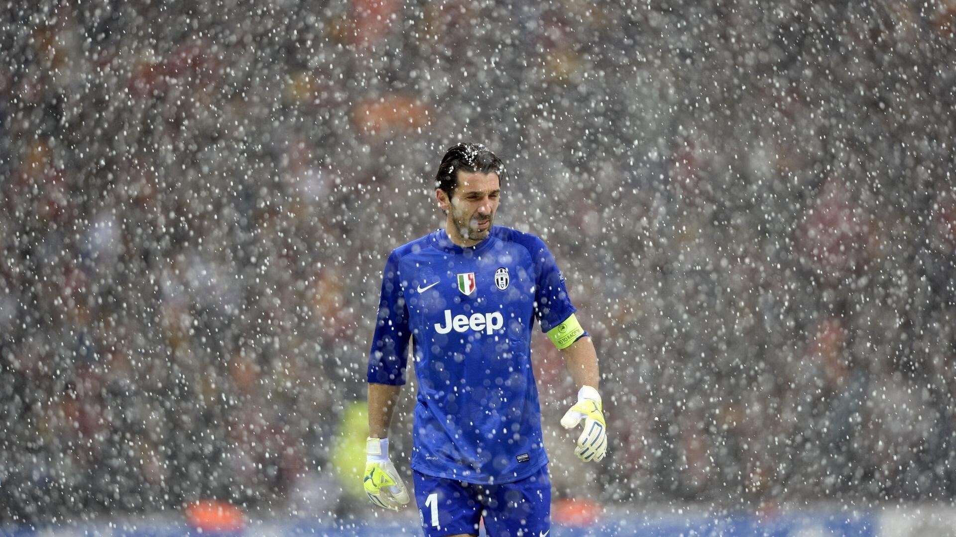 纳达尔强势回归红土赛场 法网前景引热议